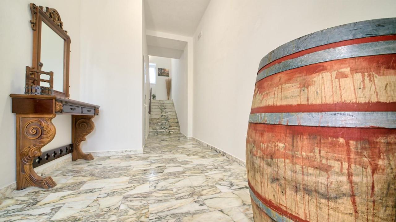 La Casa Del Vino - B&B Tollo Exteriör bild